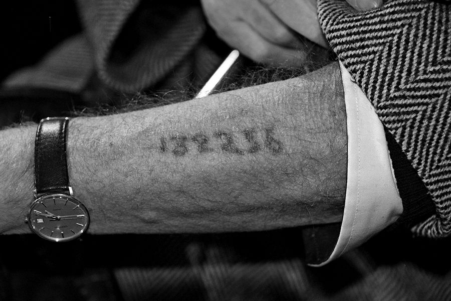 Tatuerat fångnummer